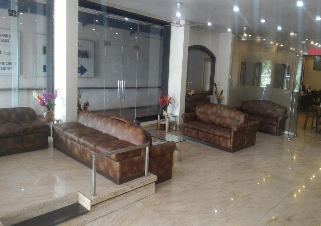 Hotel Adarsha Palace Belgaum Ngoại thất bức ảnh
